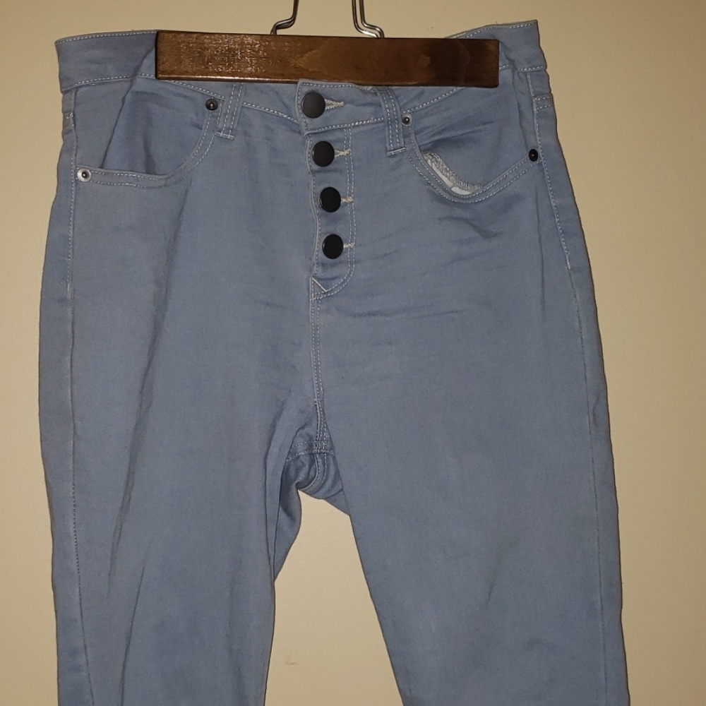 Skinny jeans
